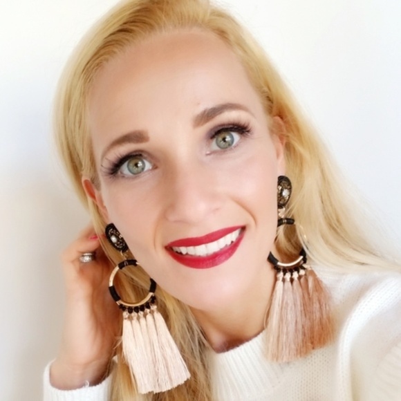 Stunning Statement Earrings - Picture 2 of 4